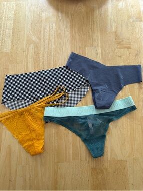 VS PINK Underwear NWT